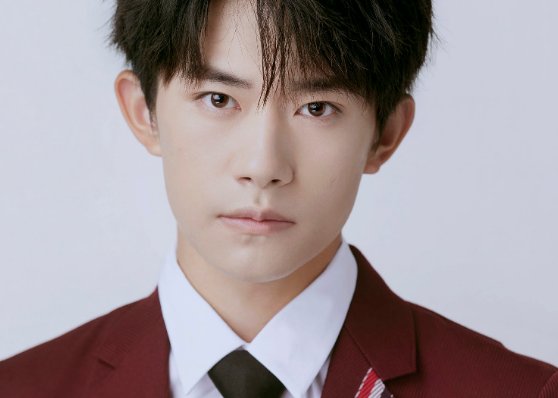 易烊千玺方回应中考争议：官方已有结论并无违规，你怎么看？