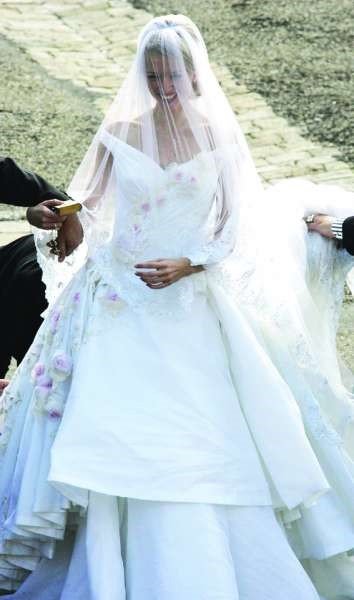 那种像什么dior高级定制的礼服大概多少钱？？