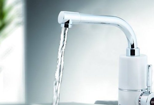 请教 电热水龙头什么牌子的好啊