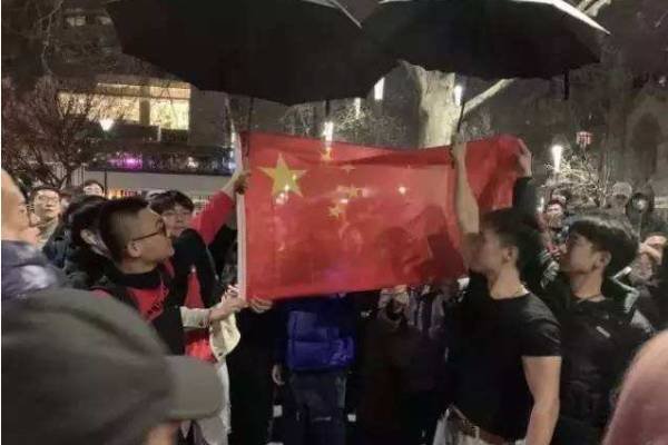 ”帝吧出征,寸草不生“,帝吧是个什么样的组织?