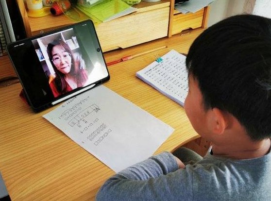 甘肃来京人员确诊其中一名密接人员所在学校即日起停课，对学生有影响吗？