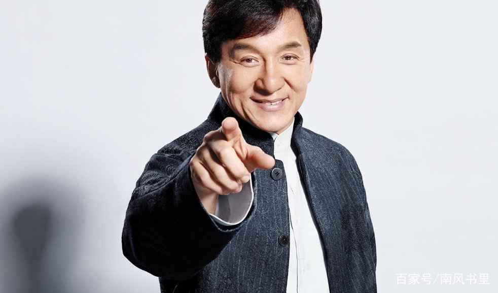 “跌落神坛”的几位明星，成龙证明不服老真的不行，你知道都有谁吗？