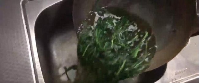 苏泊尔真不锈炒锅，用了一次全是锈色，怎么办？