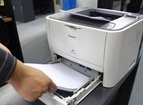 如何将身份证变成电子版的？