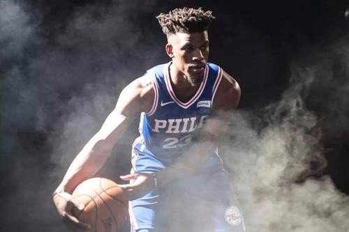 吉米巴特勒的身世非常不好，他是如何成长为NBA巨星的？