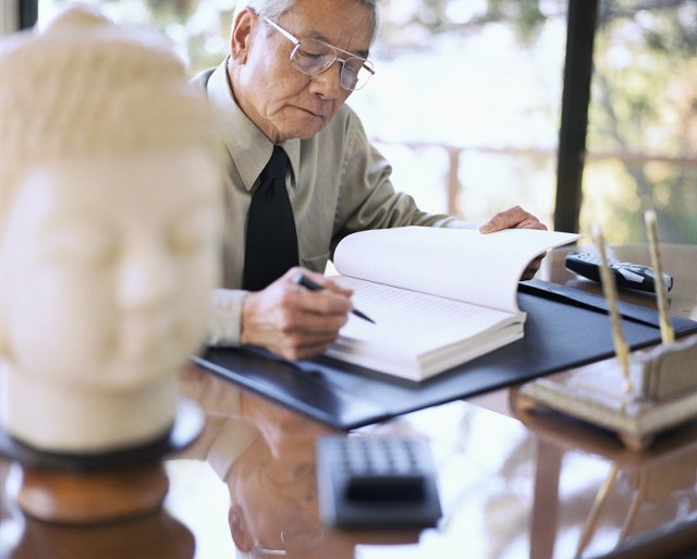 推荐一些西方魔幻小说！