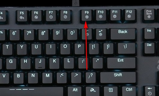 CAD里面光标移动的时候发生一格一格的跳动，怎么调整成连续移动？