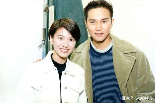 袁咏仪张智霖相恋27年，两人恩爱的背后，藏着一场什么样双双出轨的大戏？