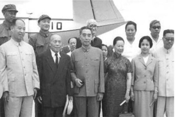 李宗仁回国后的遭遇，李宗仁为什么回国