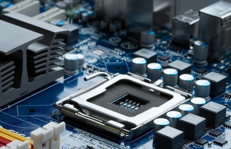 电脑CPU使用100%是什么意思，对电脑有什么影响？