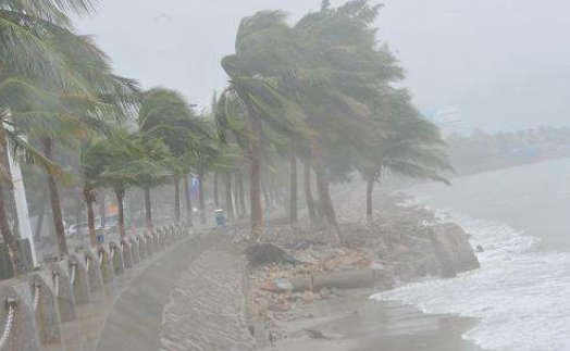 风雨多经人不老，关山初度路犹长。这句诗是毛主席的吗，如果是，它出自哪首诗？如果不是，它是谁的诗？