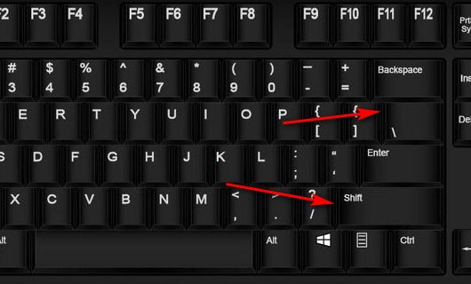 键盘上怎么打出或两条竖杠