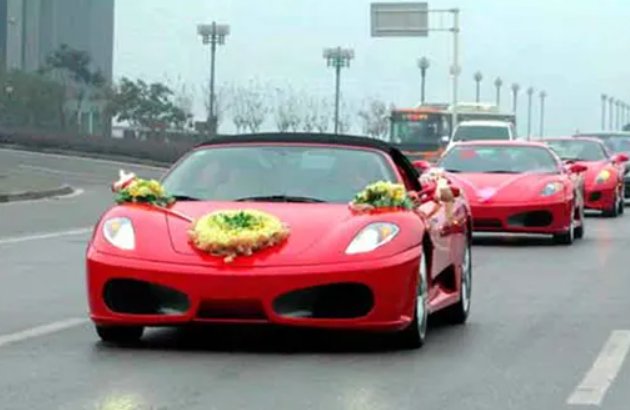 深圳一位00后新郎开电车错过自己的婚礼，事件的原委是怎样的？