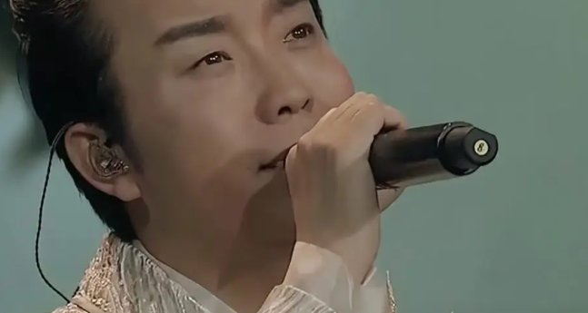 李玉刚把李白的诗唱成了歌