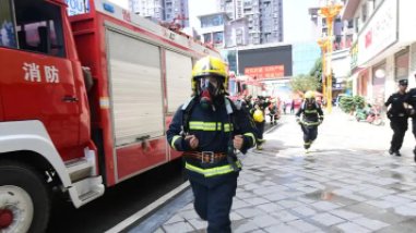 云南罗平一小区发生一起火灾事件致7死，导致起火的原因是什么？