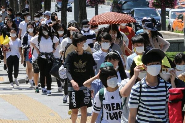 美国批准首个透明手术口罩，与普通手术口罩有何不同？