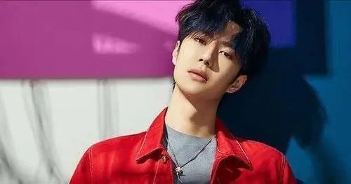 先是王一博然后是肖战，为什么网友会将他们与李爱庆联系到一起？