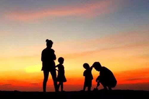 亲爹劝在山东日照的女儿别回家,父亲为何这么做?