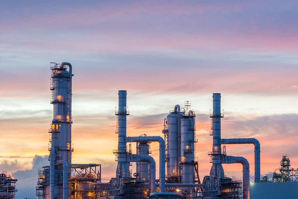 俄天然气寡头在豪宅内上吊自杀,背后的原因可能是什么?