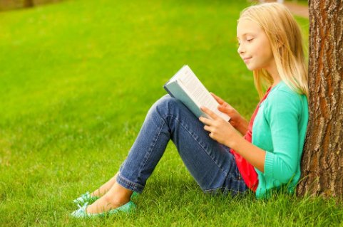 描写如饥似渴读书的画面 80字