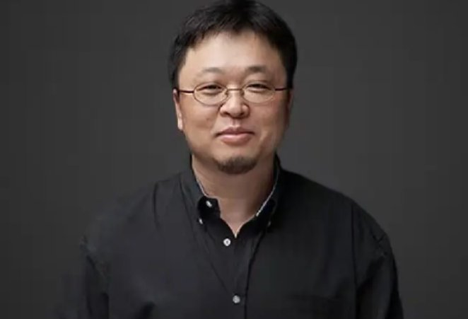 罗永浩是谁?