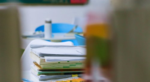 考研考点出来再订房来得及吗？