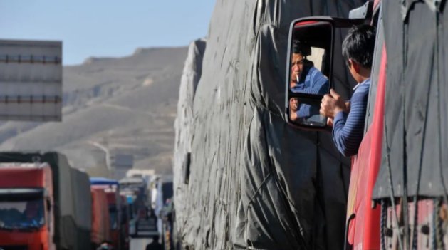 浙江温州一男子洗澡跌倒头卡马桶旁一整夜，男子的现状如何？