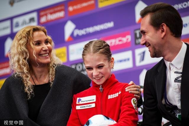 特鲁索娃赛后痛哭愤然疾走，教练拉不住，到底发生了什么？