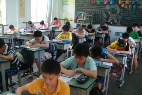 怎样查询小学六年级的毕业考试成绩