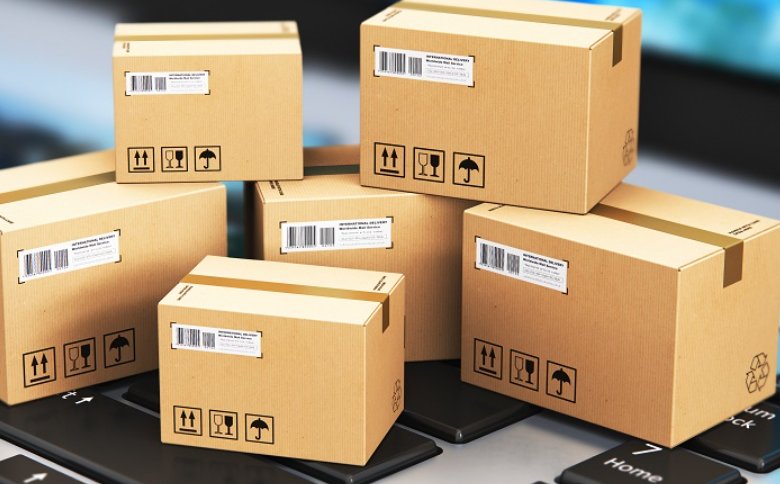 合肥一夫妇给留美女儿寄快递寄到英国,快递公司应该承担主要责任吗?