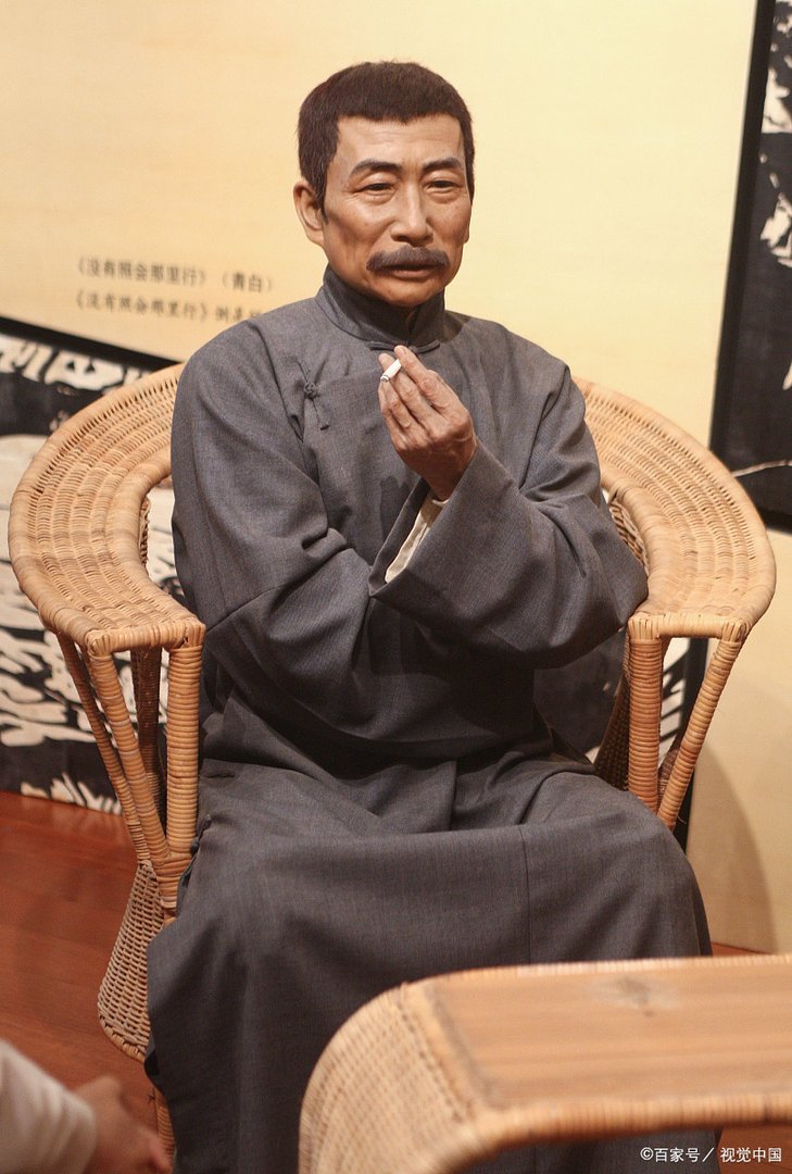 水中捞月歇后语下一句