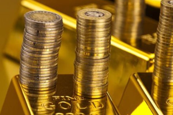 我昨天打老凤祥客服，说不回收黄金，为什么