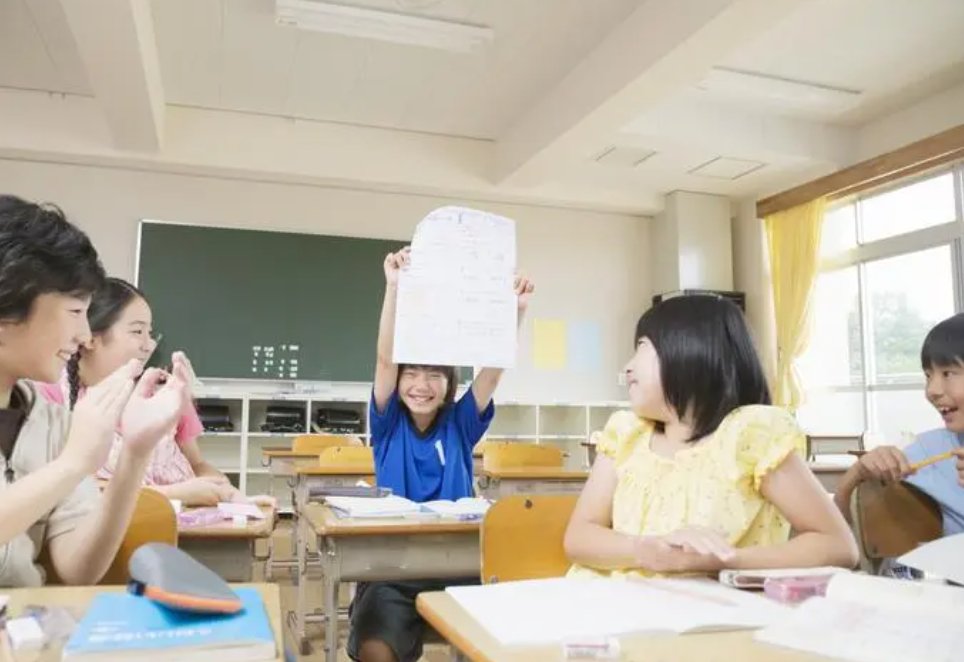 向…向灬向三年级造句简单开学了