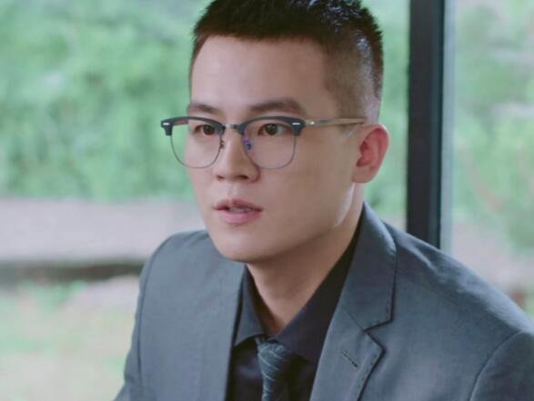 陌生的恋人有小说吗