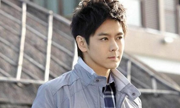 林志颖现身小摊学习采购吗?