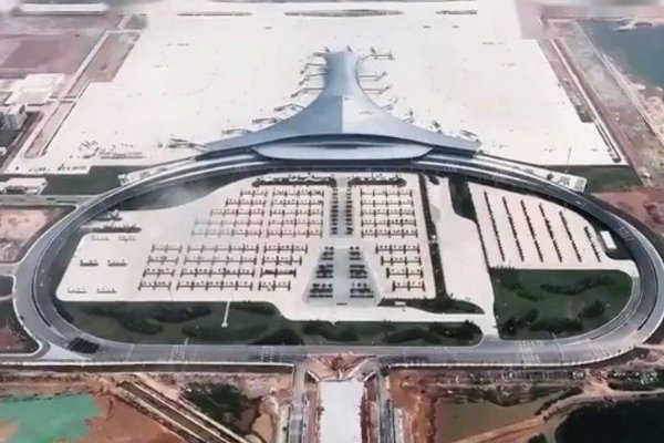 湛江机场正式关闭，致使机场关闭的因素有哪些？