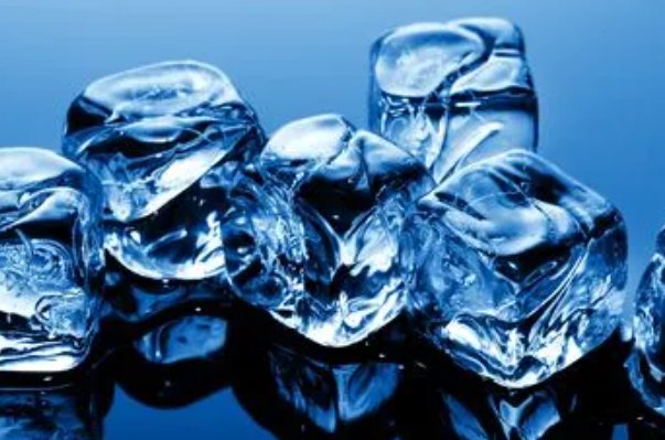 怎么把冰块一颗一颗往里堆