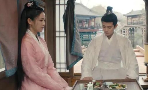 先看《周生如故》还是《一生一世》?