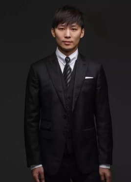 张恒的父亲做什么的