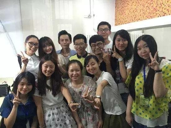 沈阳一名校毕业的女生不当白领当群演，她到底经历了什么？