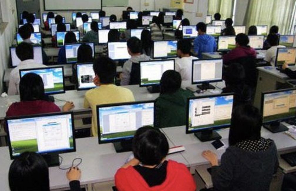 江苏一年考几次计算机二级考试啊？