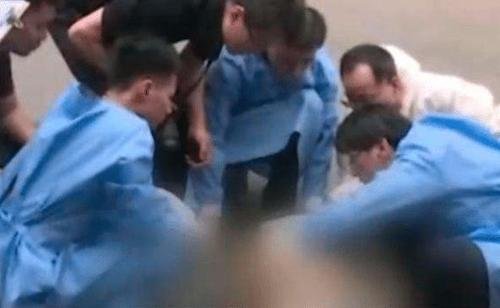 关于云南姐妹俩被妹妹前夫刀刺身亡一事,你有何看法?