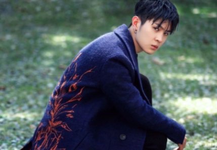 马伯骞和马仲骞是双胞胎吗?