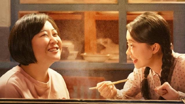 《你好，李焕英》珍宝藏版海报出炉，这张海报对你来说有什么意义吗？