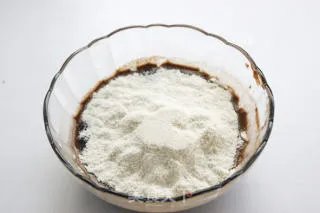 七夕情人节最具代表的暖心蛋糕——巧克力熔岩蛋糕