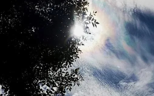 北京天空七彩祥云是怎么回事 七彩祥云的寓意是什么