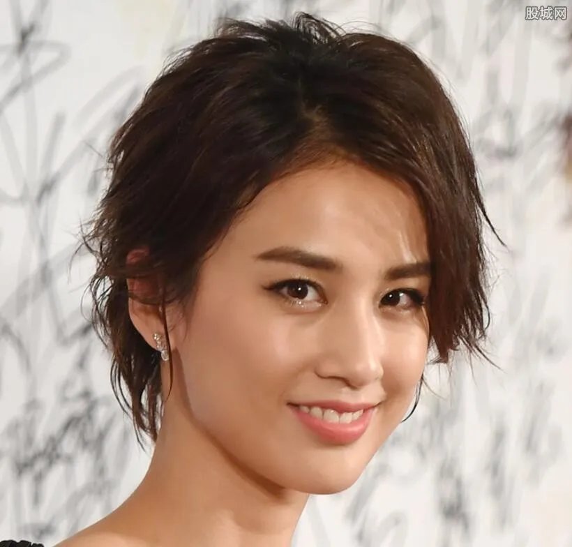 马景涛黄圣依床戏 黄圣依走光胸部都看到了