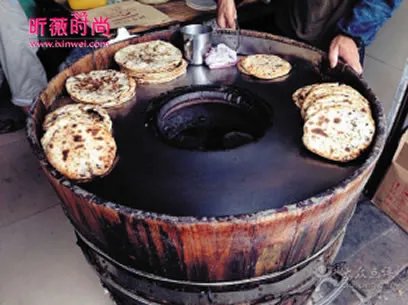 卖烧饼一天能挣多少钱：揭秘杭州烧饼哥的惊人数字