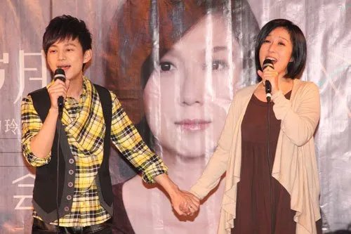 黄韵玲写过什么好听的歌?