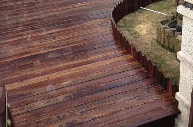 碳化木是什么_优缺点有哪些 碳化木和防腐木的区别